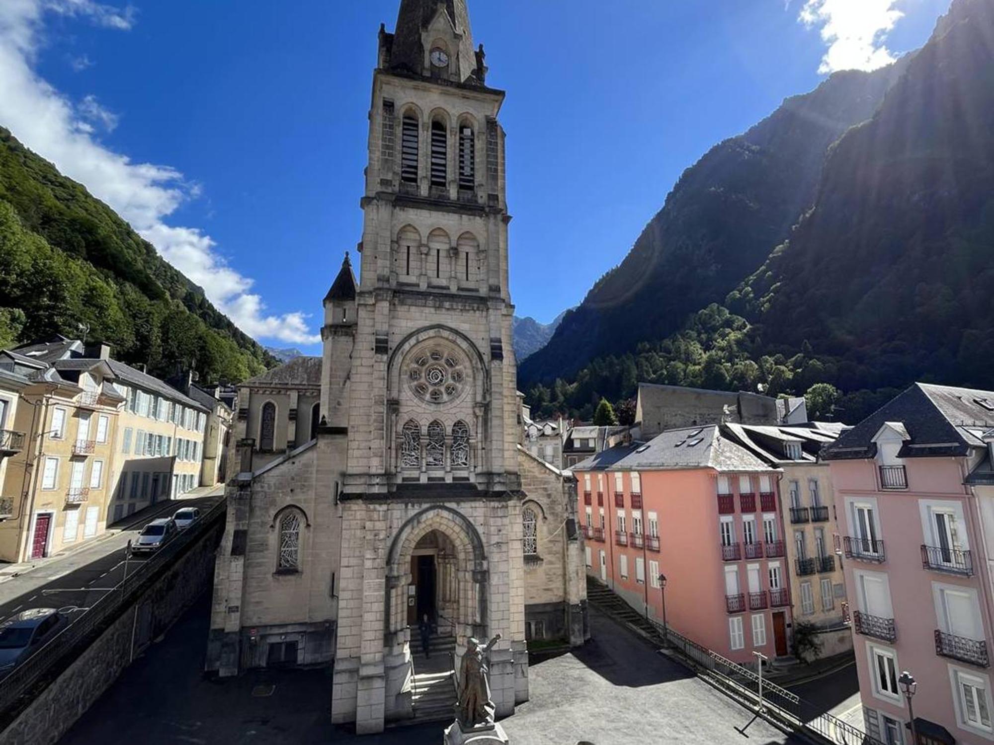 Appartement T3 Chaleureux Au Centre De Cauterets, 4 Couchages, Balcon Sud, Proche Thermes Et Telecabine - Fr-1-234-132 Buitenkant foto